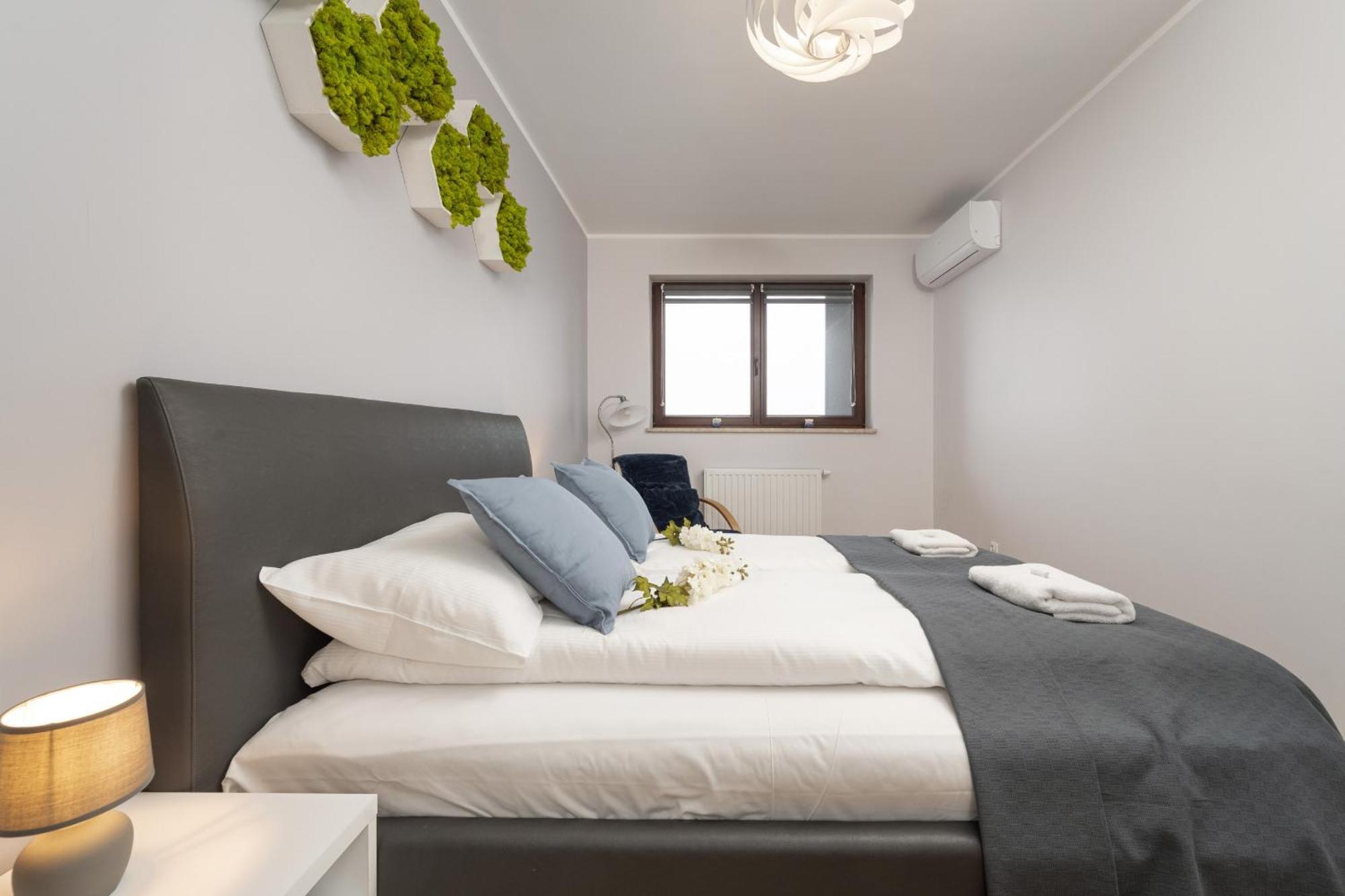 Comfortable Apartment Krakowska Wroclaw With Free Parking By Noclegi Renters Exterior foto
